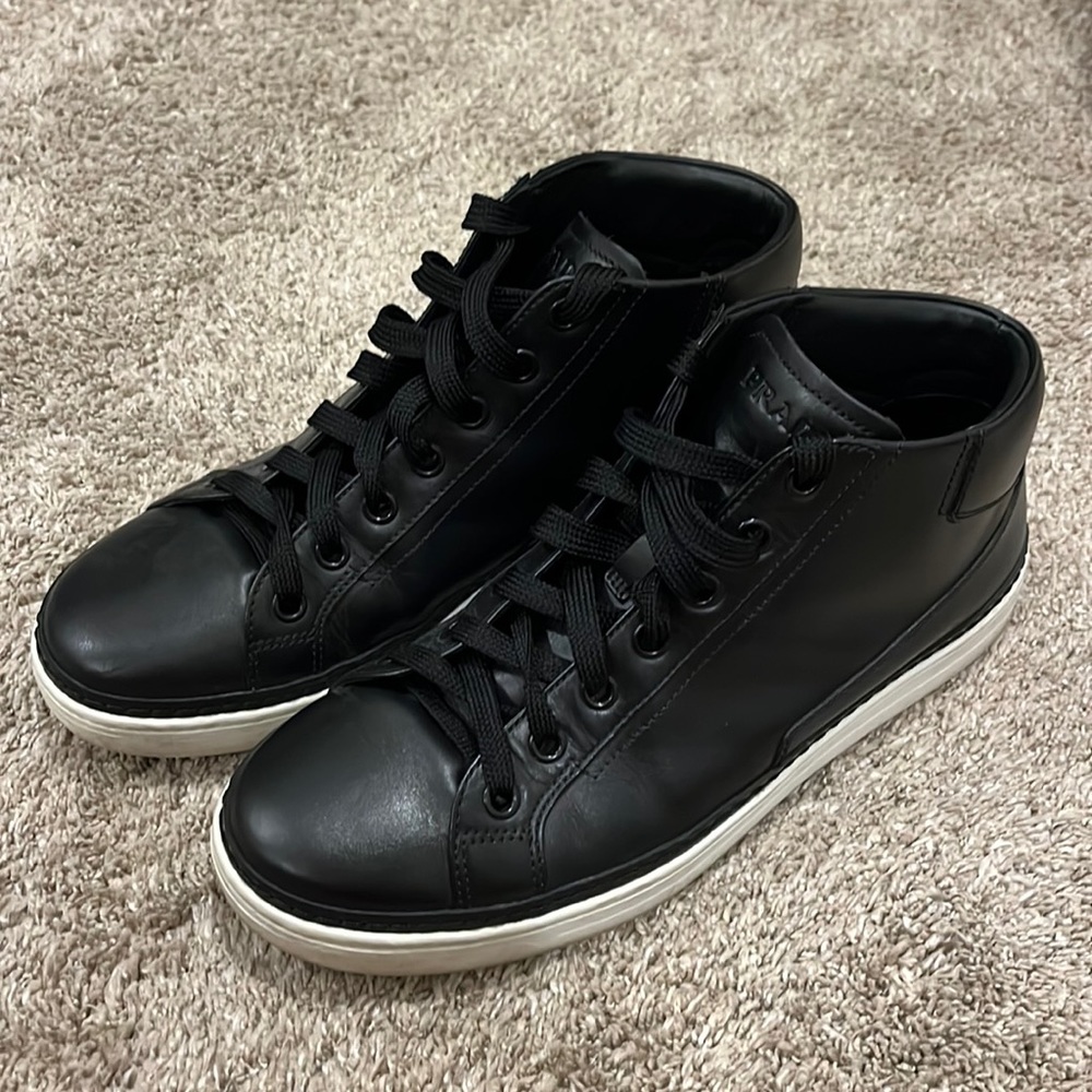 Prada Mens Mid top leather shoes